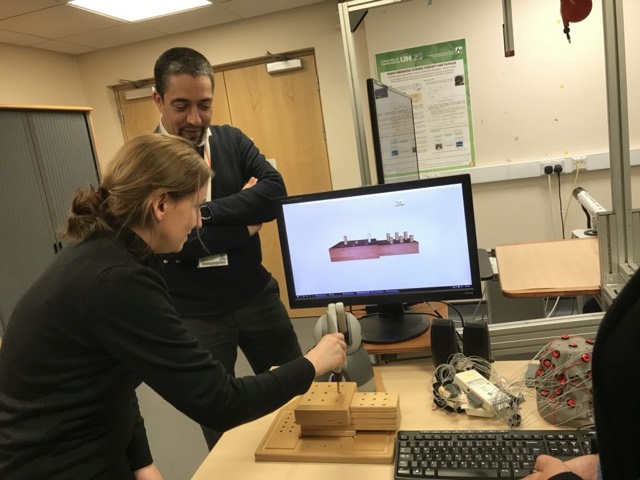 Staff training on the social robot Kaspar (LTT2) — photo 3